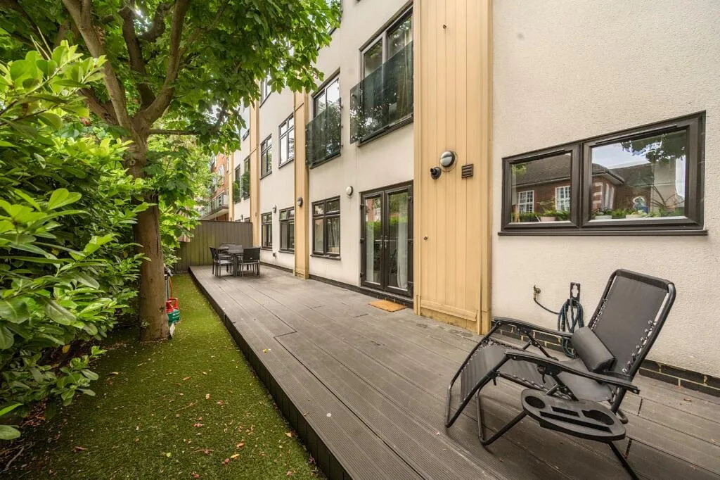 2 bedroom flat for rent