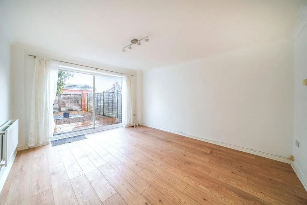 2 bedroom terraced house for rent