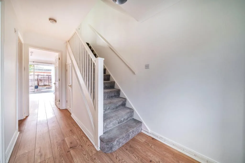 2 bedroom terraced house for rent