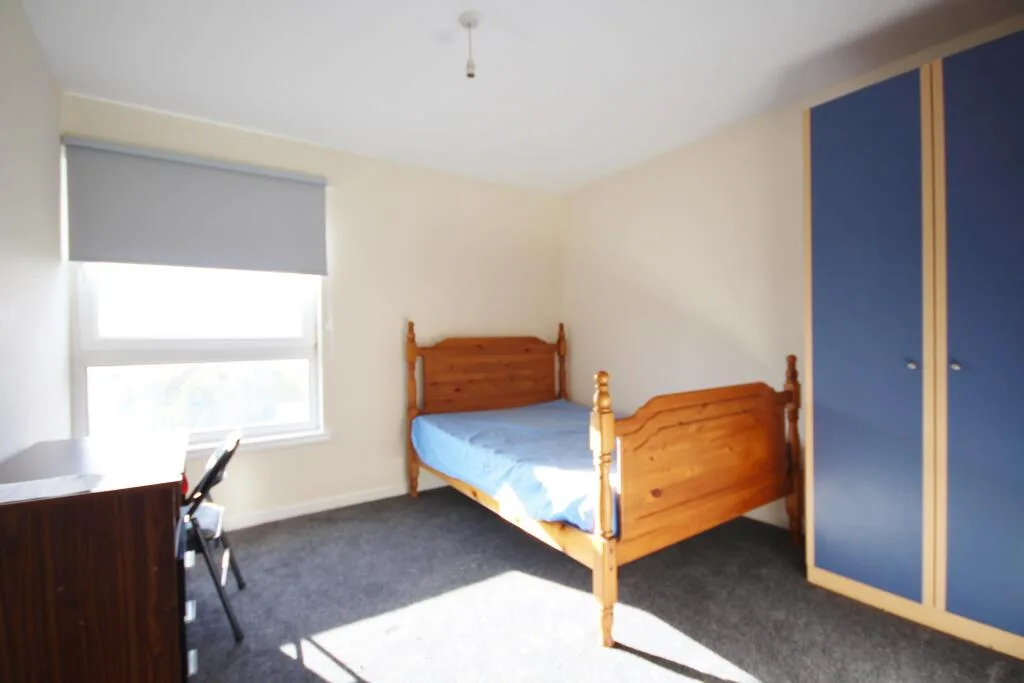 4 bedroom duplex for rent