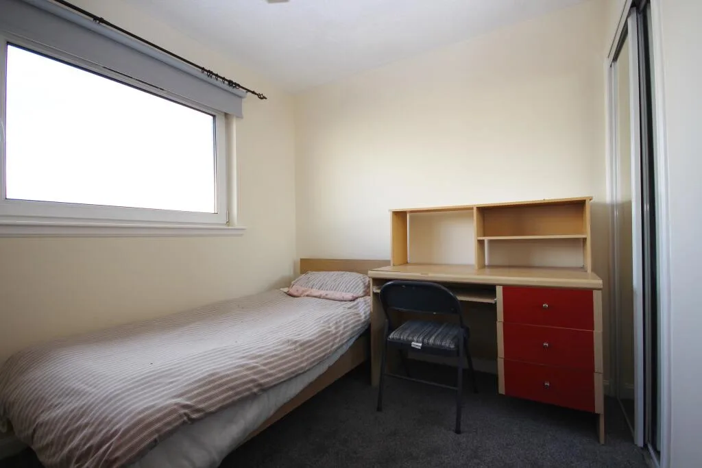 4 bedroom duplex for rent