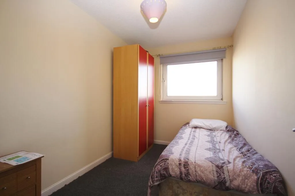 4 bedroom duplex for rent
