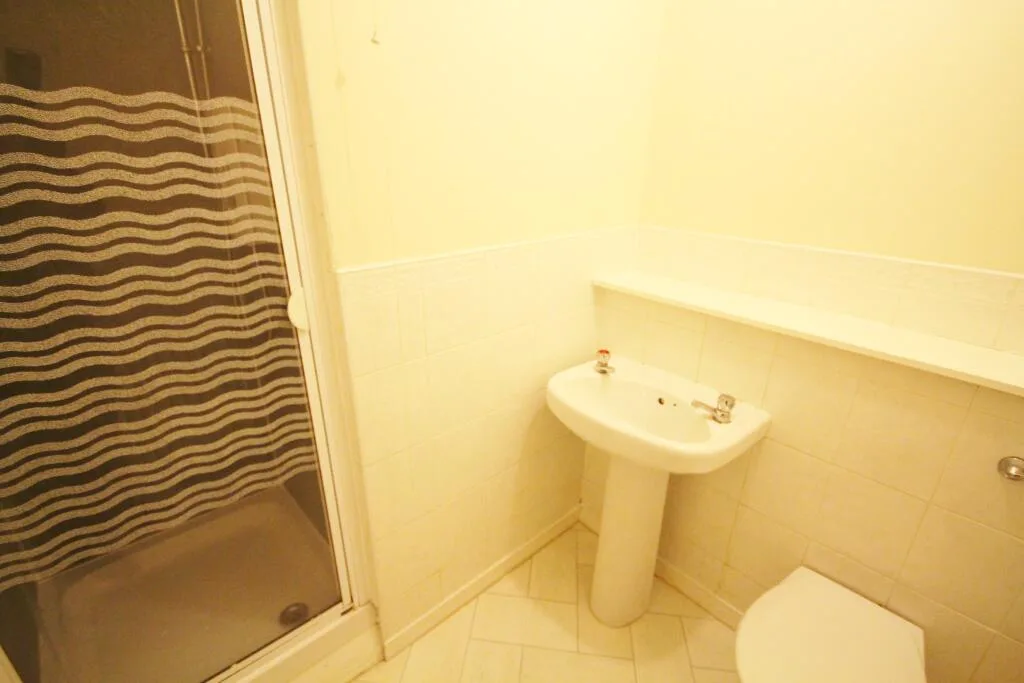4 bedroom duplex for rent