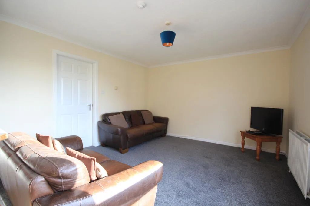4 bedroom duplex for rent