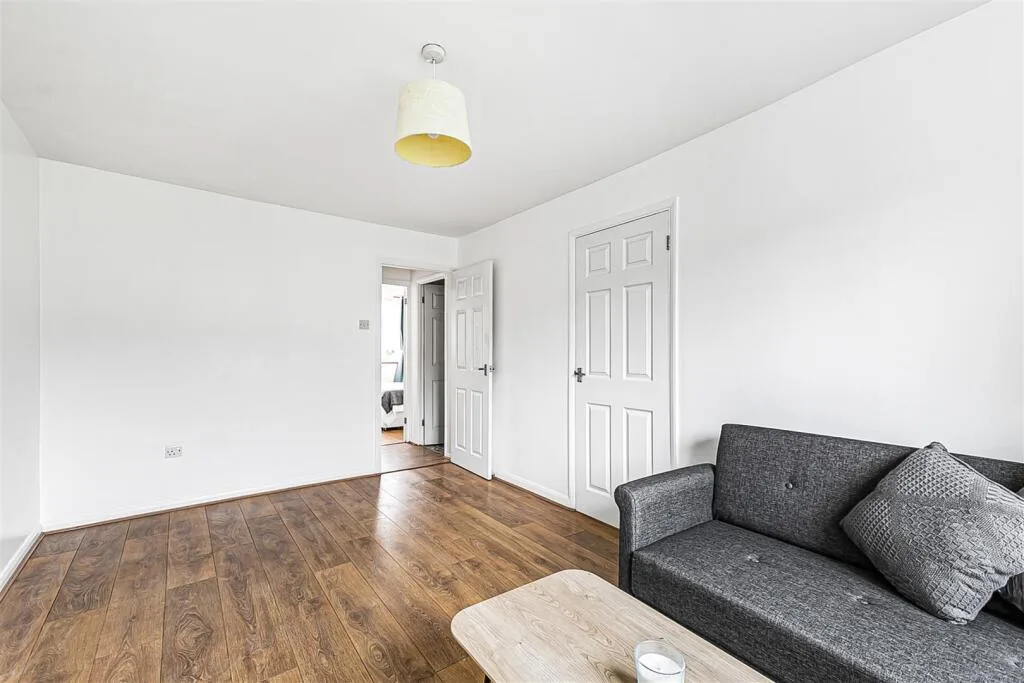 1 bedroom ground floor flat for rent
