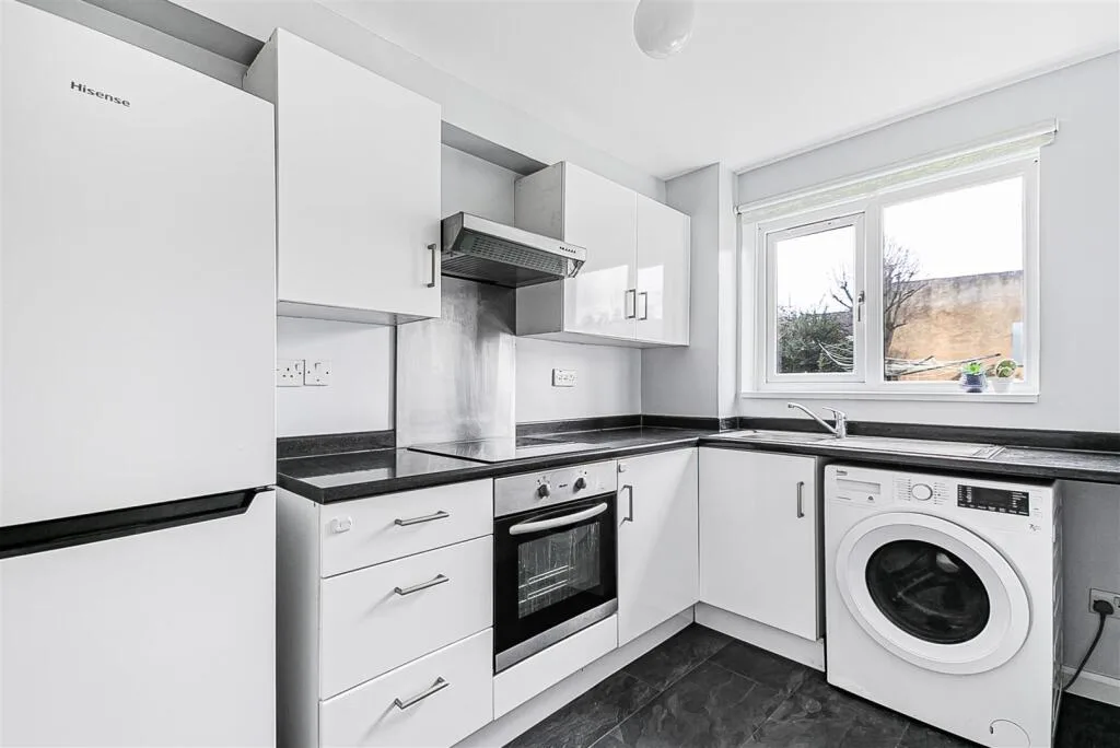 1 bedroom ground floor flat for rent