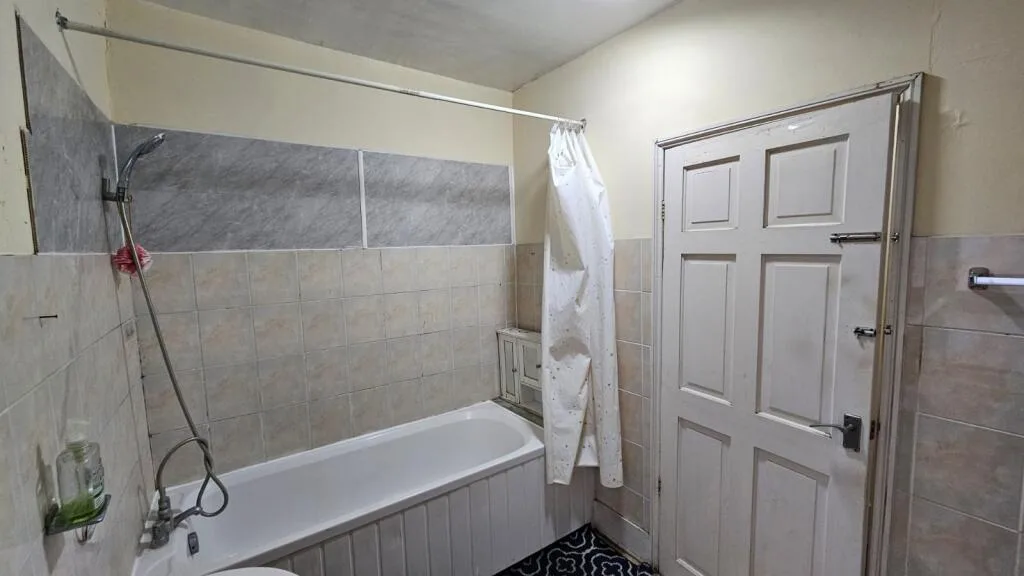 3 bedroom flat for rent