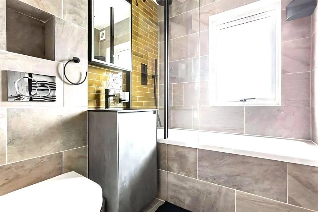 4 bedroom apartment for rent