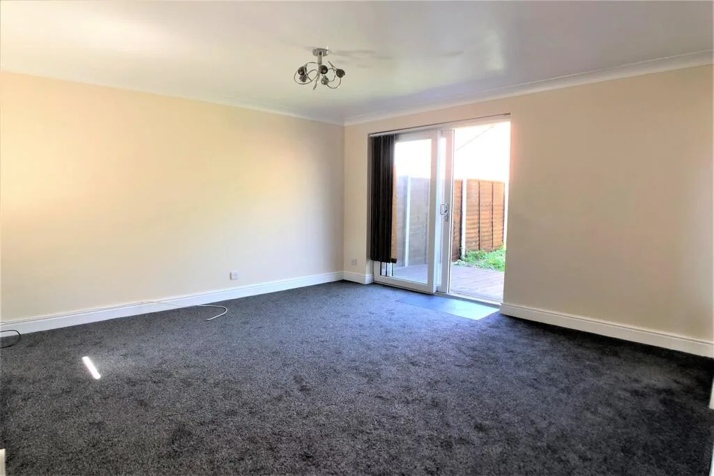2 bedroom house for rent