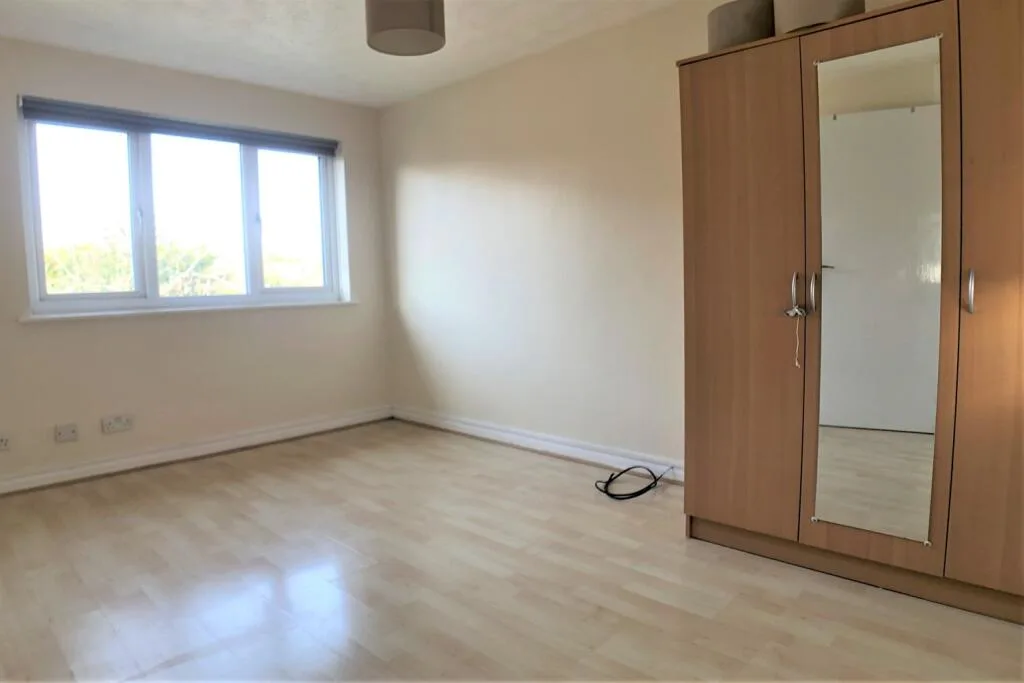 2 bedroom house for rent