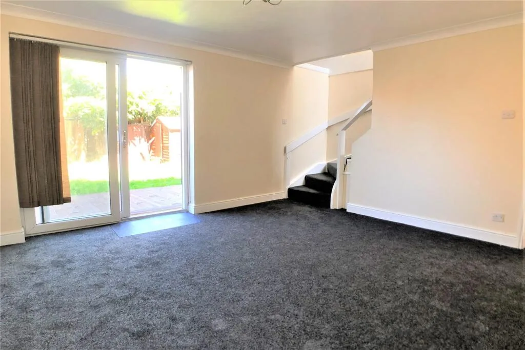 2 bedroom house for rent