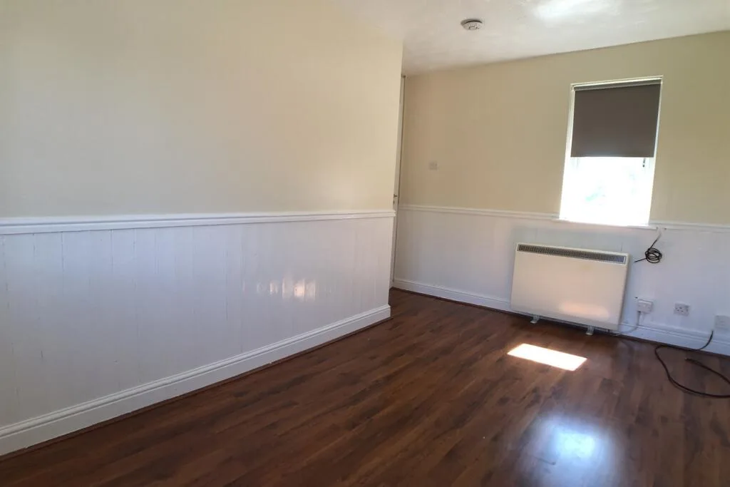2 bedroom house for rent