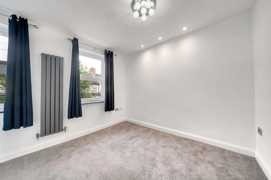 4 bedroom terraced house for rent