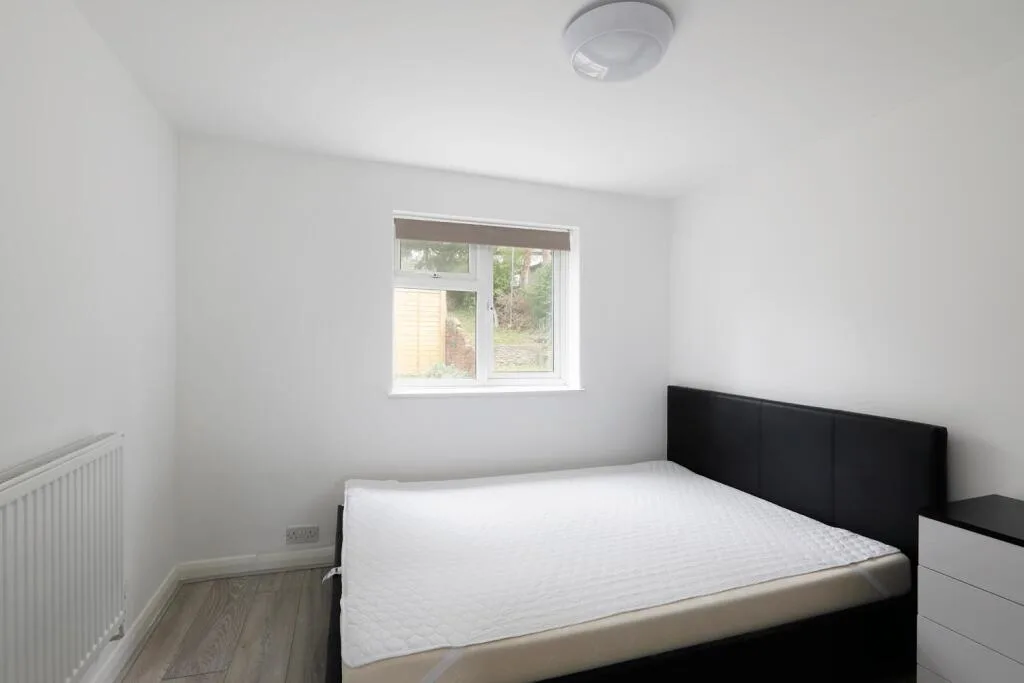 6 bedroom terraced house for rent