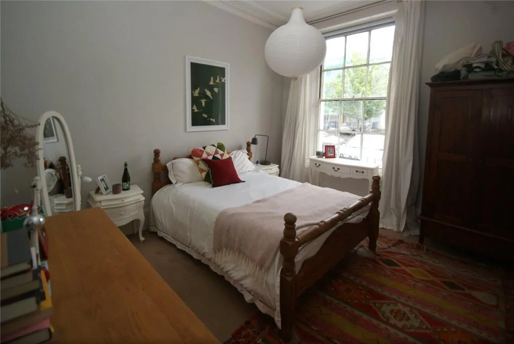 2 bedroom maisonette for rent