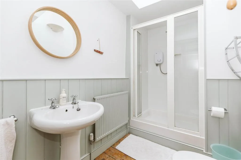 4 bedroom terraced house for rent