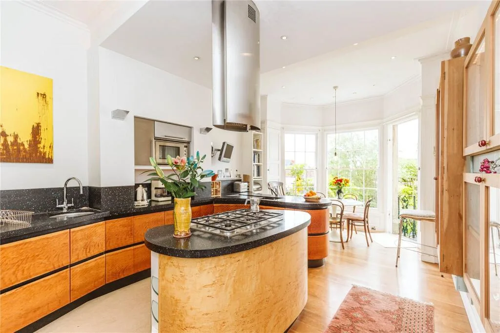 4 bedroom terraced house for rent
