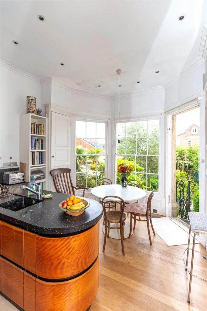 4 bedroom terraced house for rent