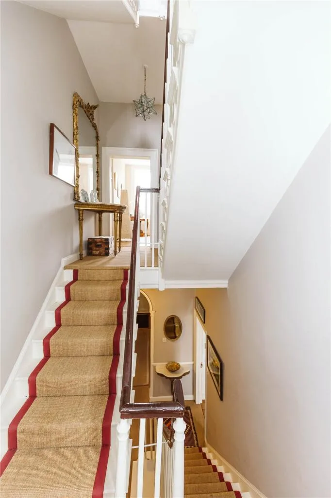 4 bedroom terraced house for rent