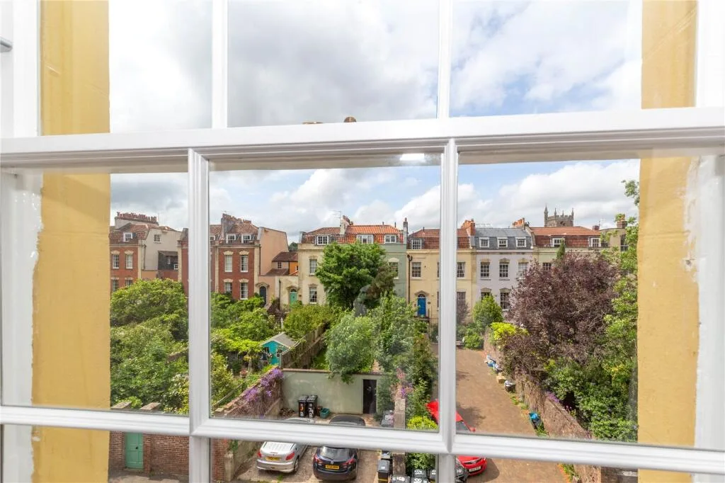 4 bedroom terraced house for rent