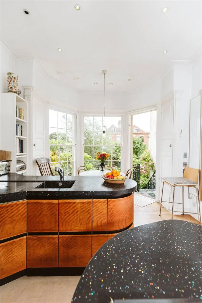 4 bedroom terraced house for rent