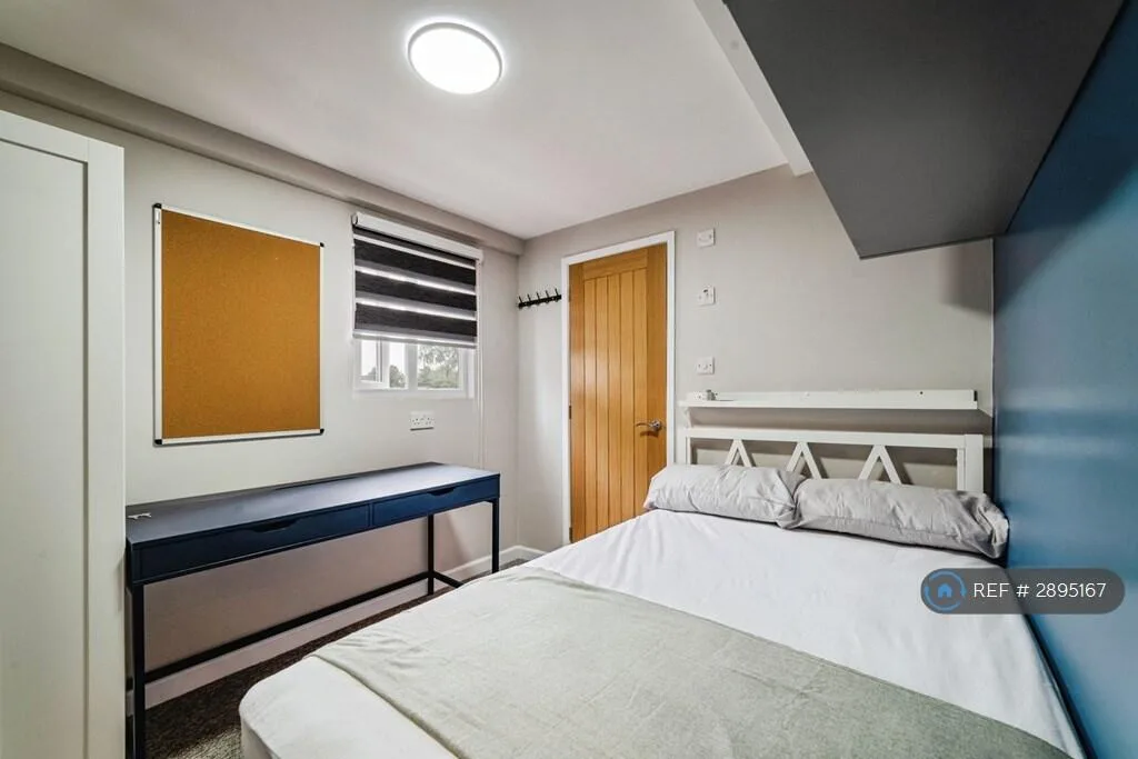 1 bedroom house share for rent