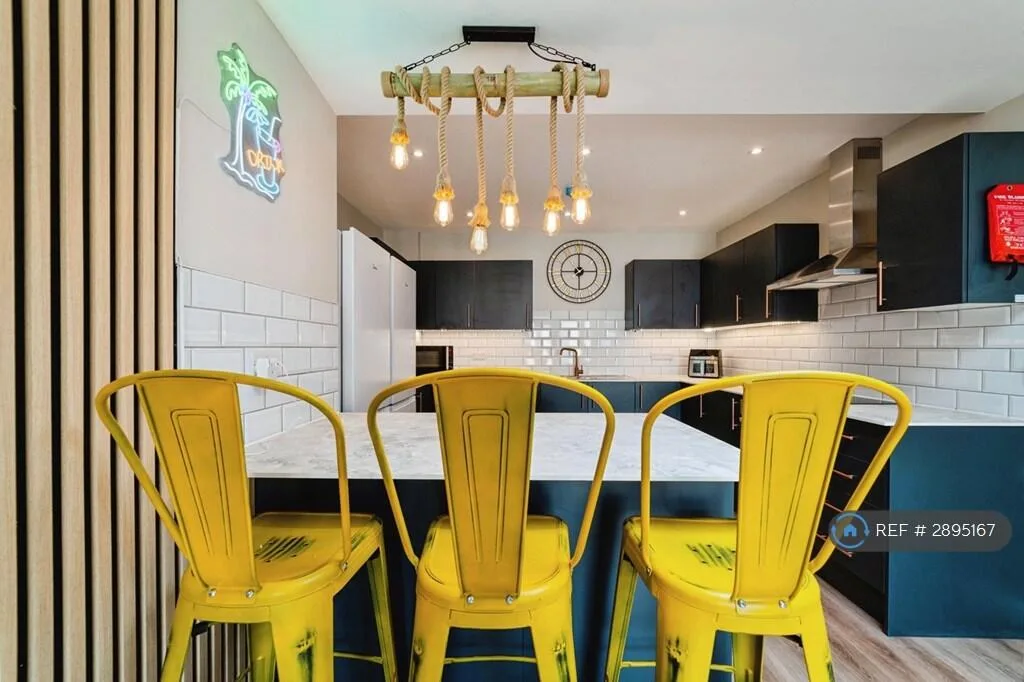 1 bedroom house share for rent