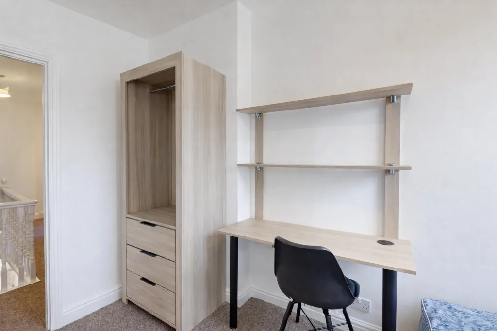5 bedroom house for rent