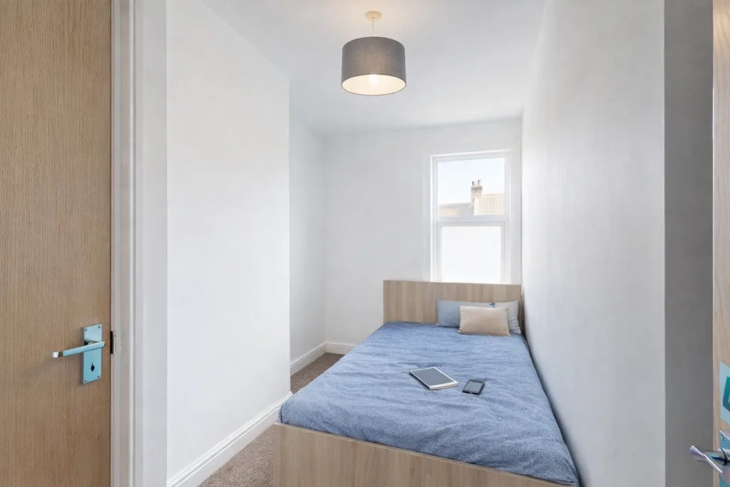 5 bedroom house for rent