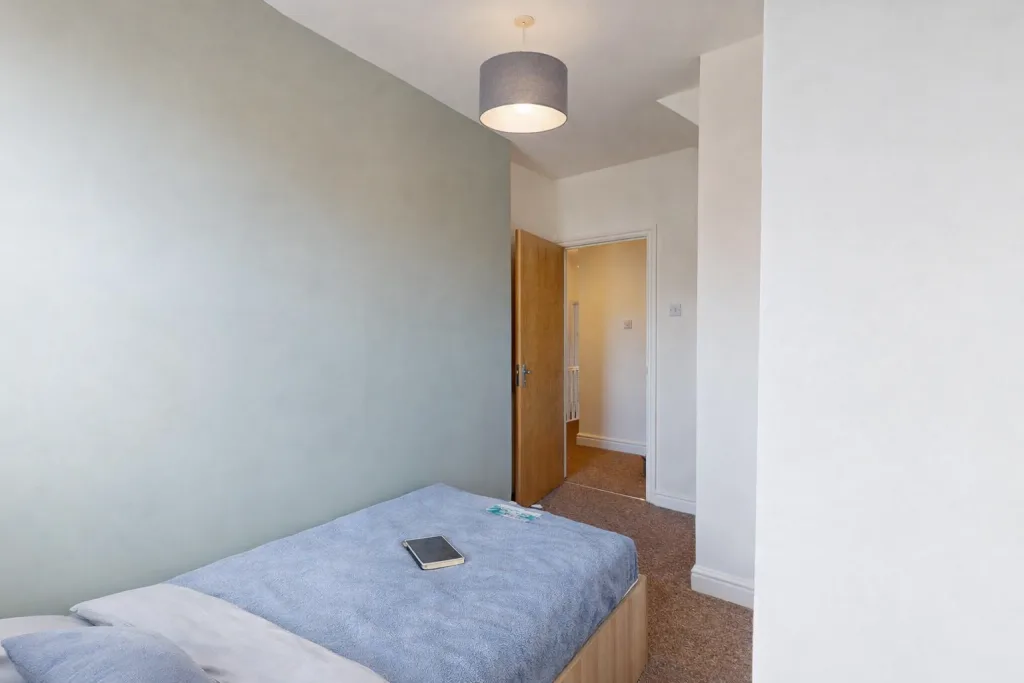 5 bedroom house for rent