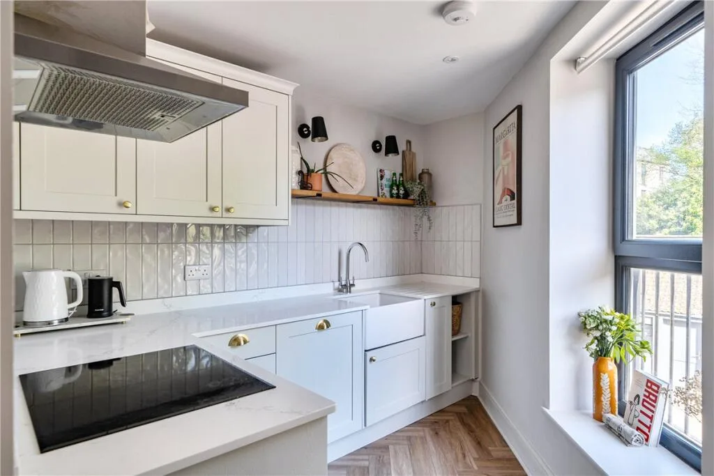 2 bedroom house for rent