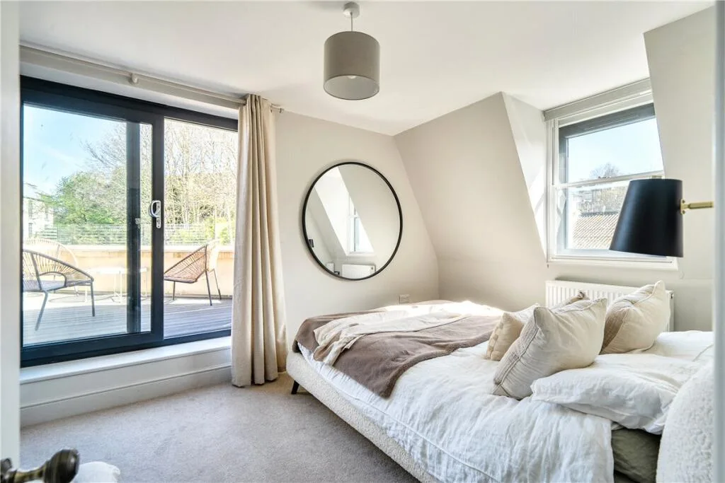 2 bedroom house for rent