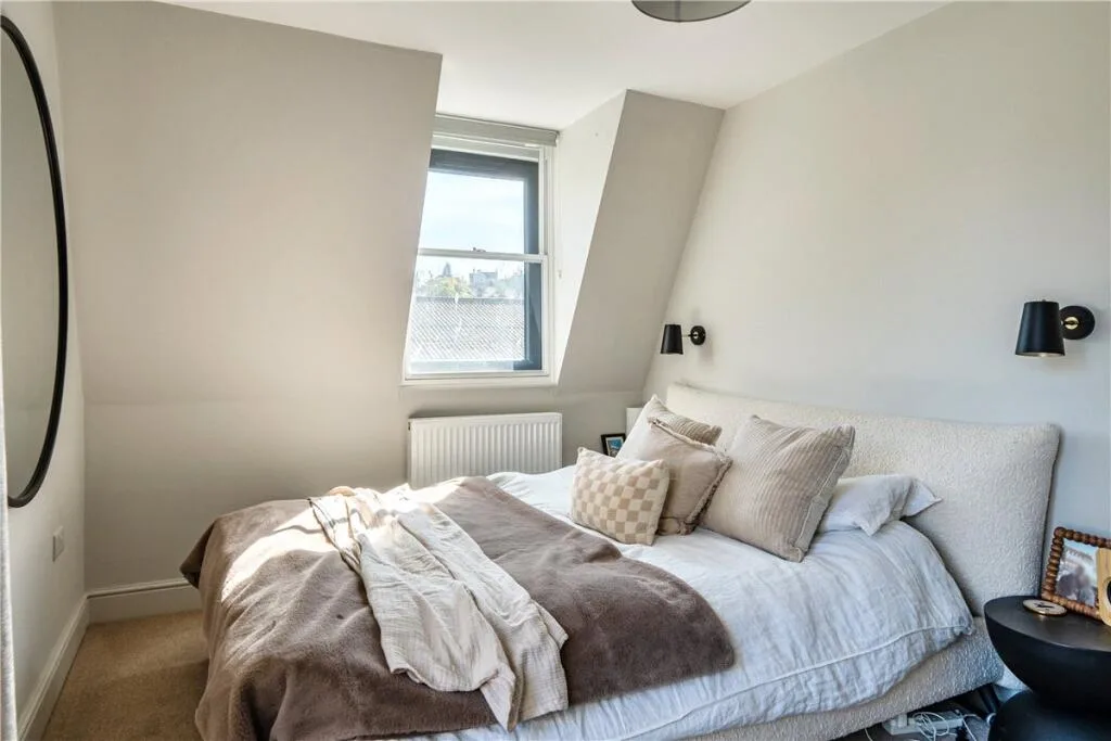 2 bedroom house for rent