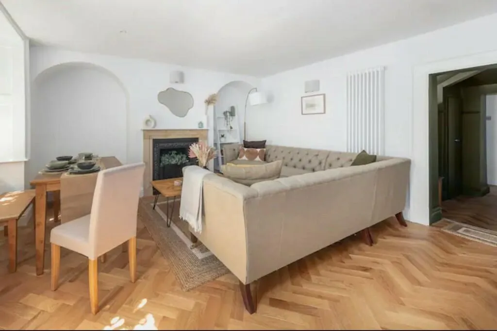 2 bedroom apartment for rent