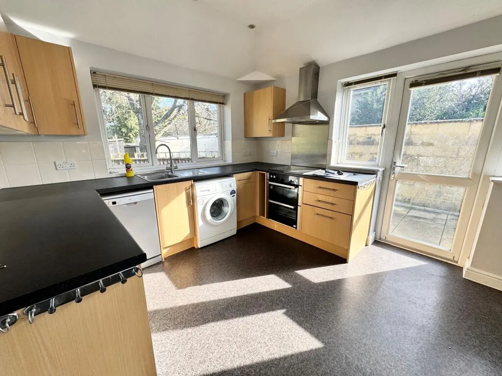 3 bedroom detached house for rent