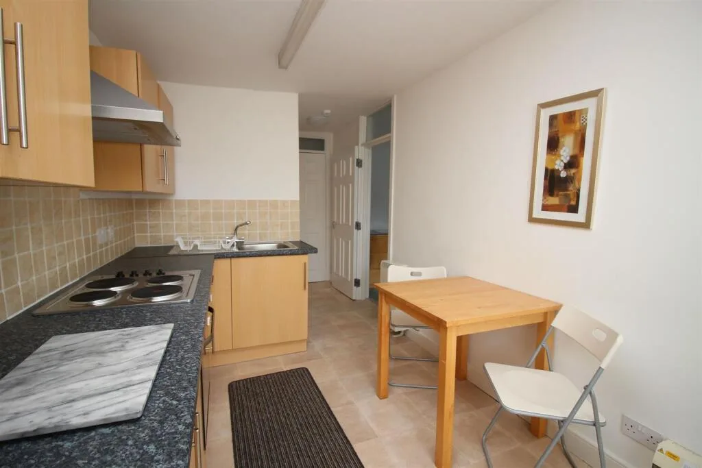 Studio flat for rent