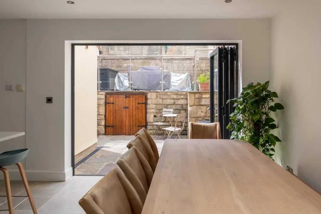 4 bedroom apartment for rent