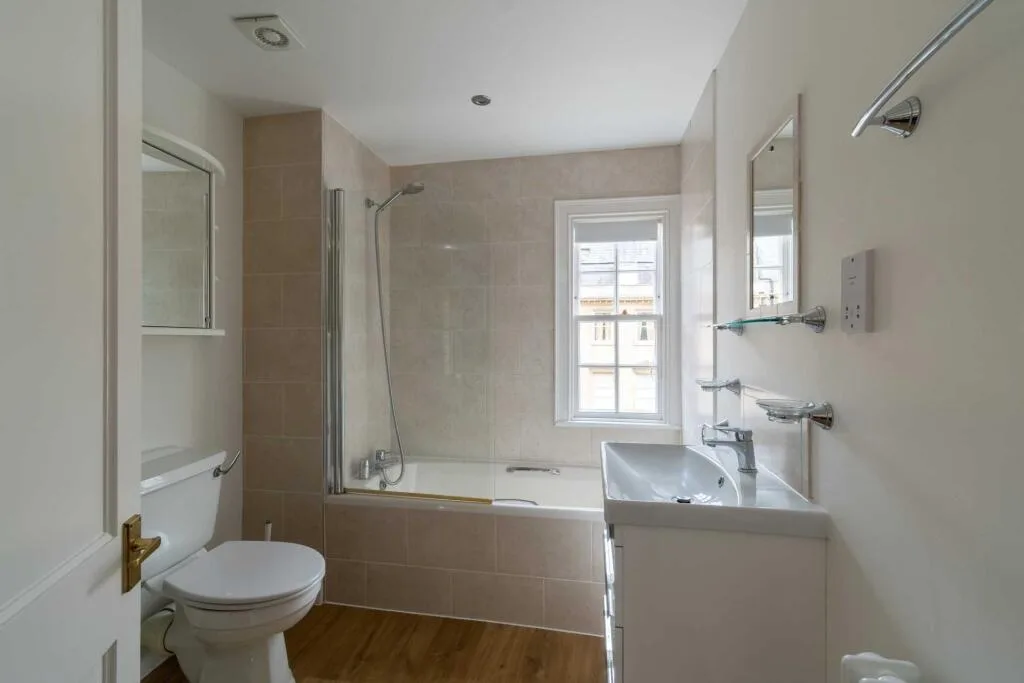 4 bedroom apartment for rent