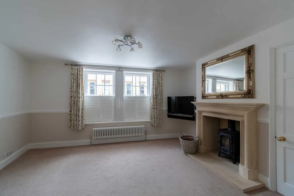 4 bedroom apartment for rent