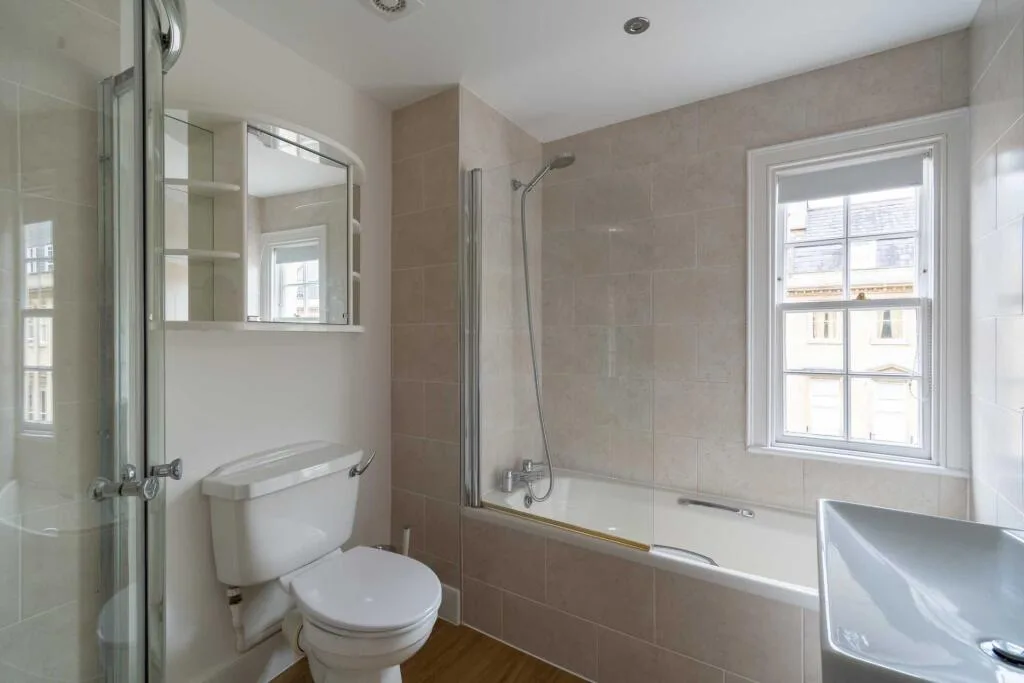 4 bedroom apartment for rent