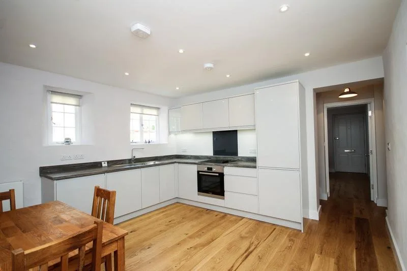 2 bedroom house for rent