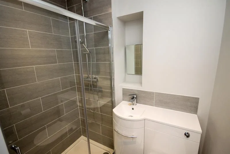 2 bedroom house for rent