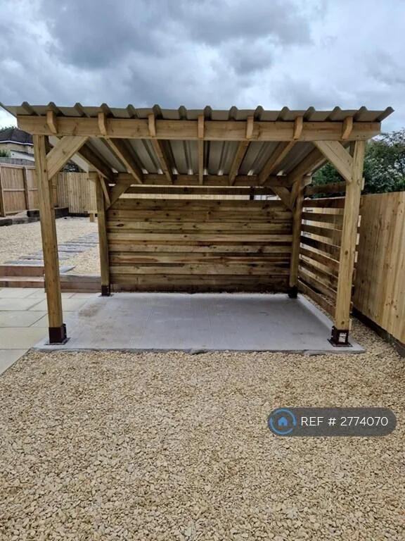 1 bedroom house share for rent
