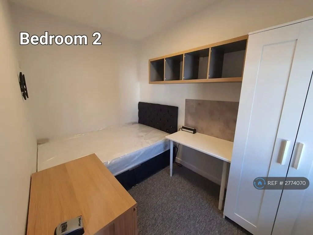 1 bedroom house share for rent