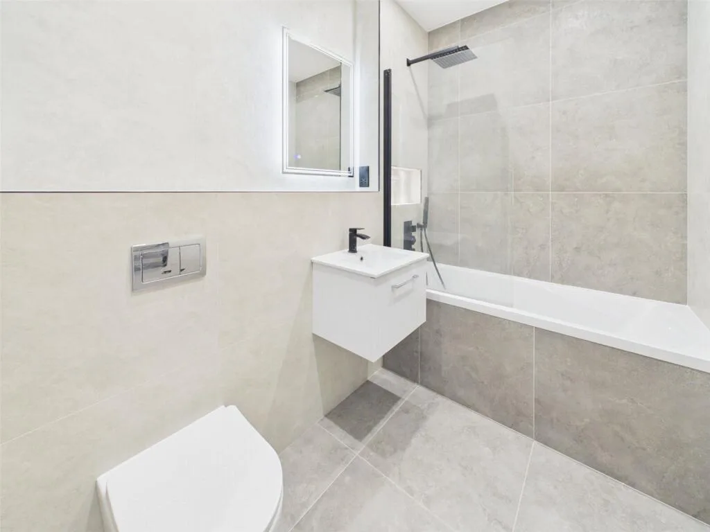 3 bedroom apartment for rent