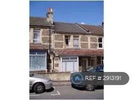 5 bedroom terraced house for rent