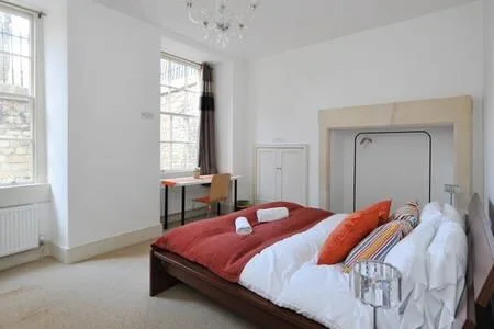 3 bedroom maisonette for rent