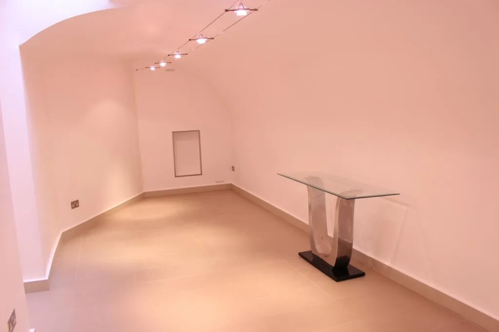 3 bedroom maisonette for rent