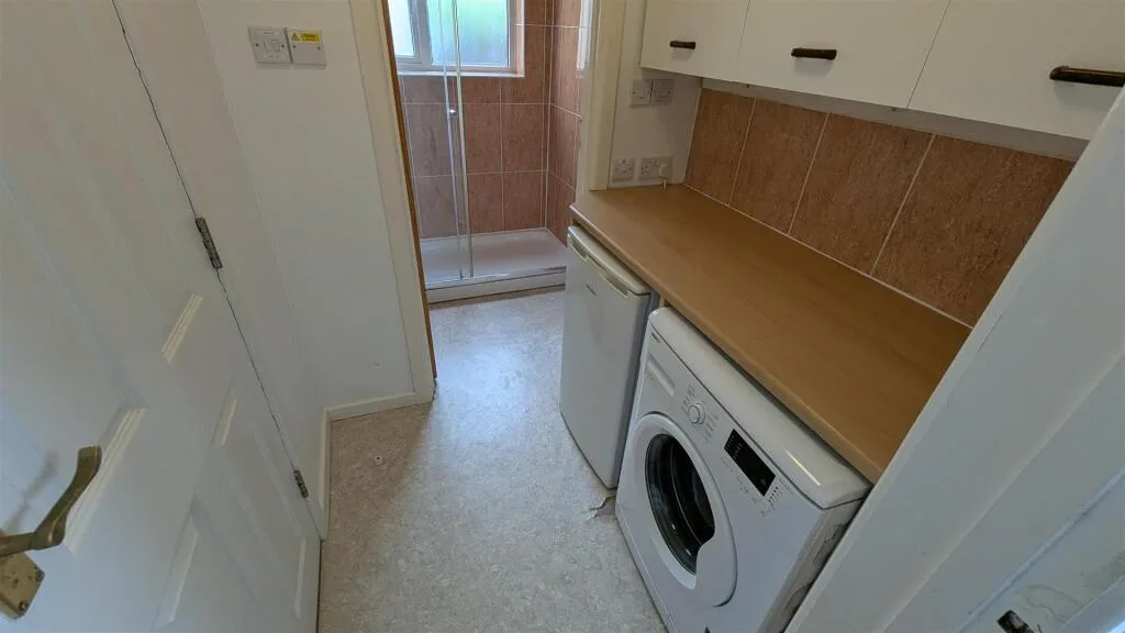 5 bedroom house for rent