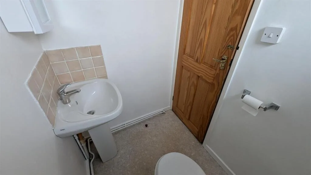 5 bedroom house for rent